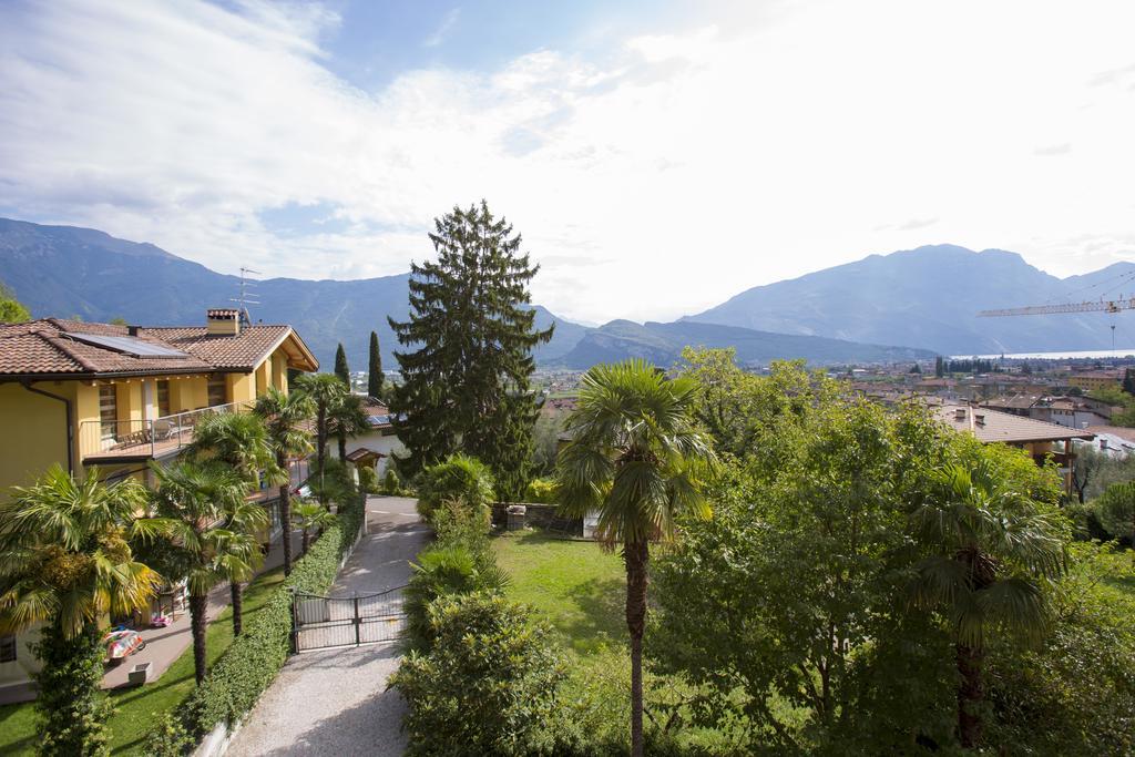 Albergo Garni Villa Moretti Riva del Garda Exterior foto