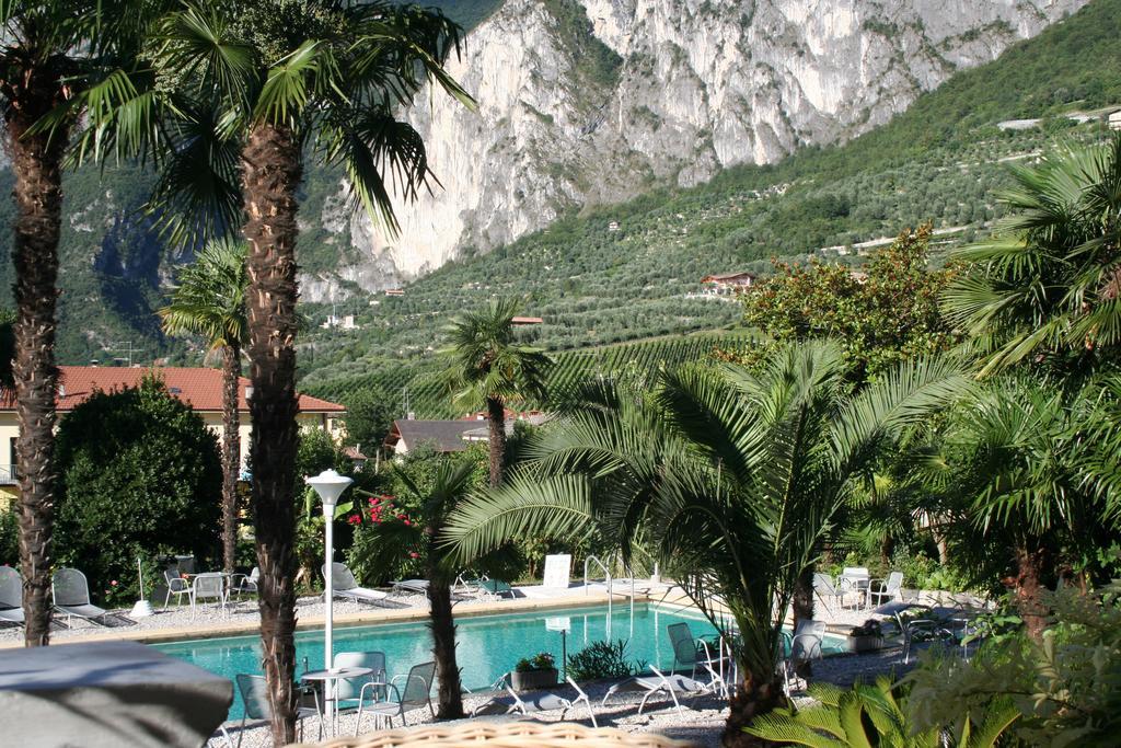 Albergo Garni Villa Moretti Riva del Garda Exterior foto