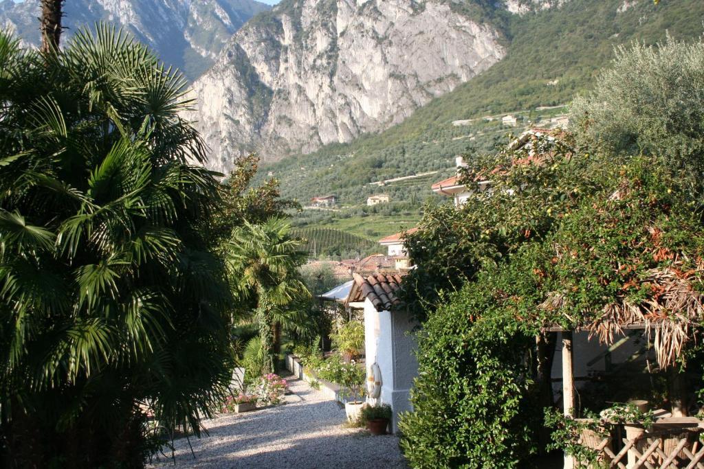 Albergo Garni Villa Moretti Riva del Garda Exterior foto