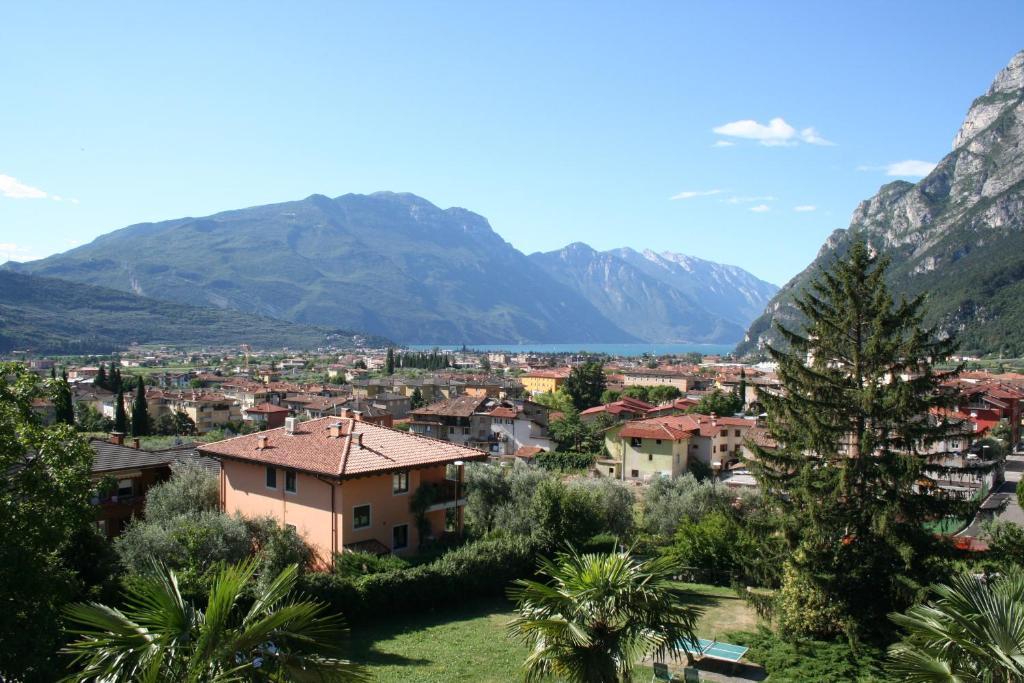 Albergo Garni Villa Moretti Riva del Garda Exterior foto